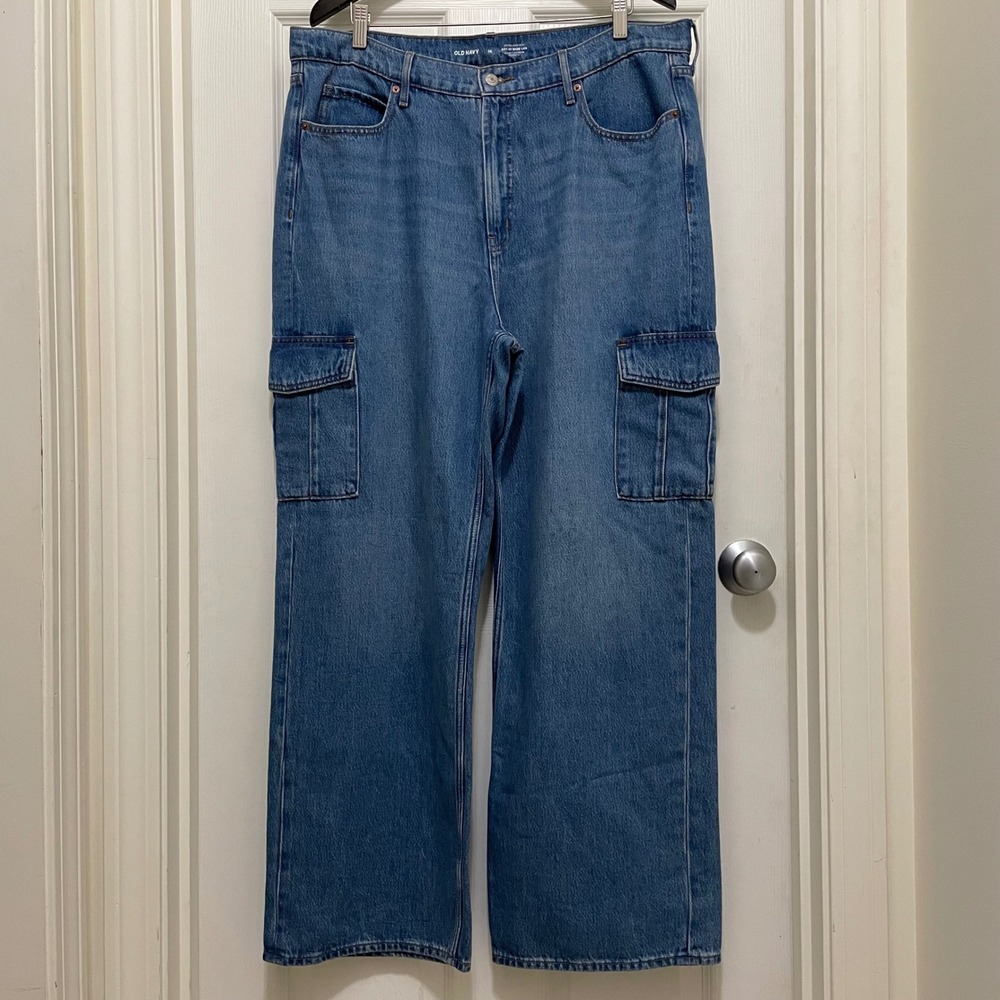 Old Navy Extra High Rise Sky Hi Wide Leg Cargo Jeans Utility Medium Wash Size 16